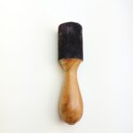 Home schlägel für klangschalen | holz mit filz | mittel dick